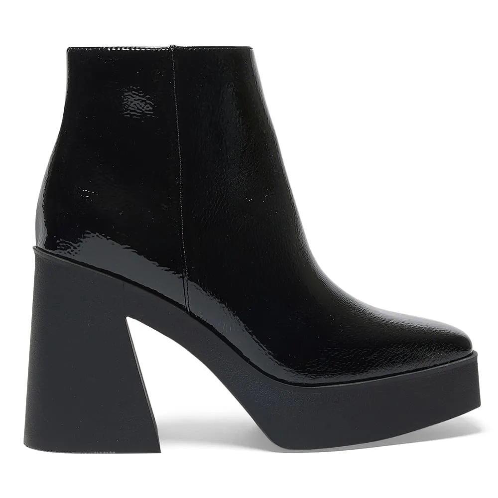 Brody Boot in Black Patent