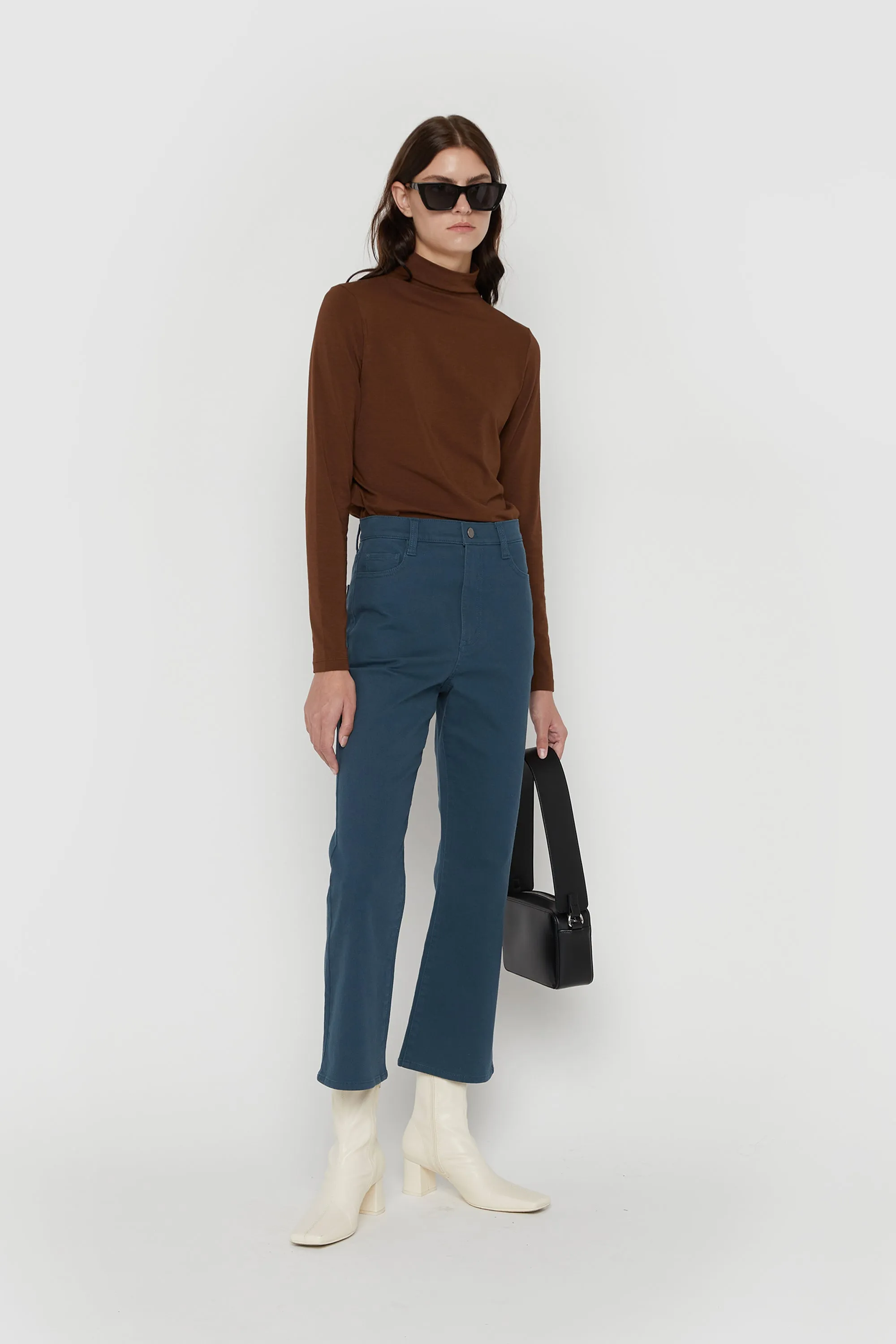 FLARED CROPPED TWILL PANT