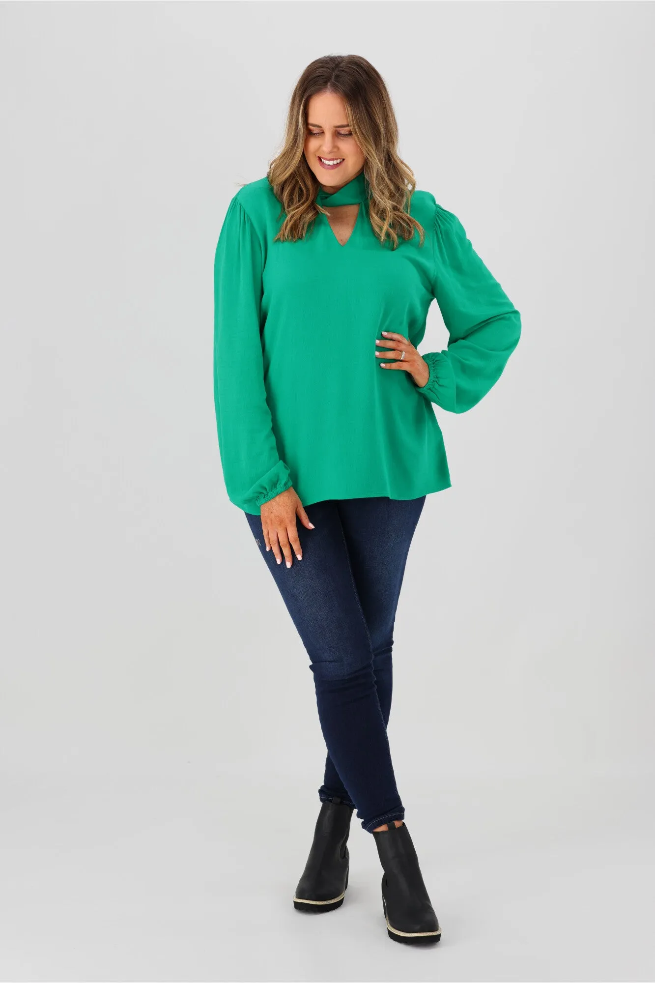 Gloss by Shine On Everleigh Twist Neck Top Emerald