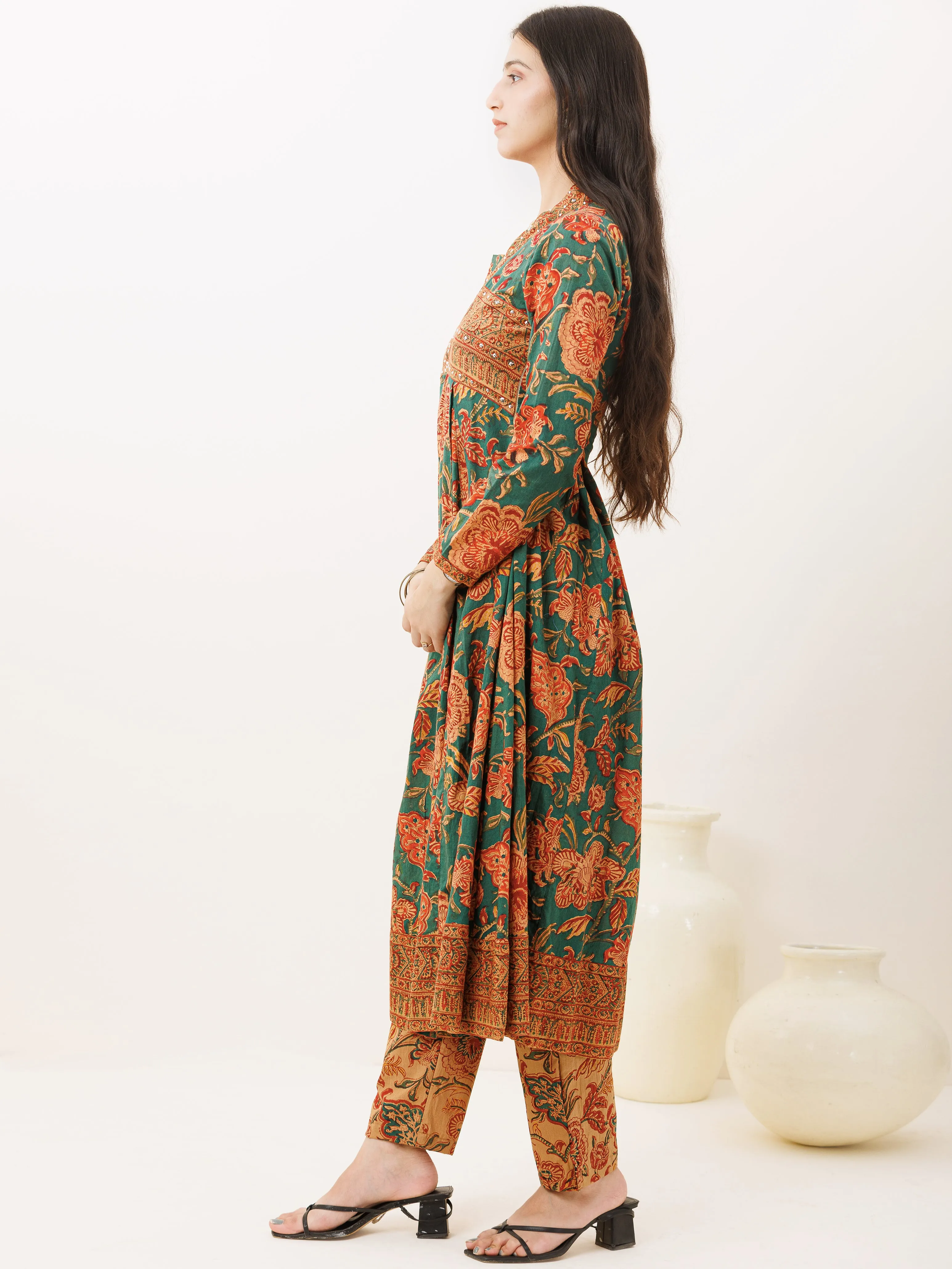 Rozana Tamanna Set Of Flared Kurta Pants Dupatta